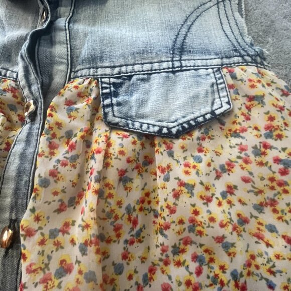 Denim & Floral Sleeveless Midi Summer Dress - Picture 5 of 11